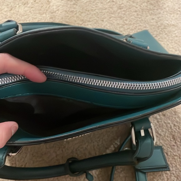Nine West green satchel - Picture 5 of 6